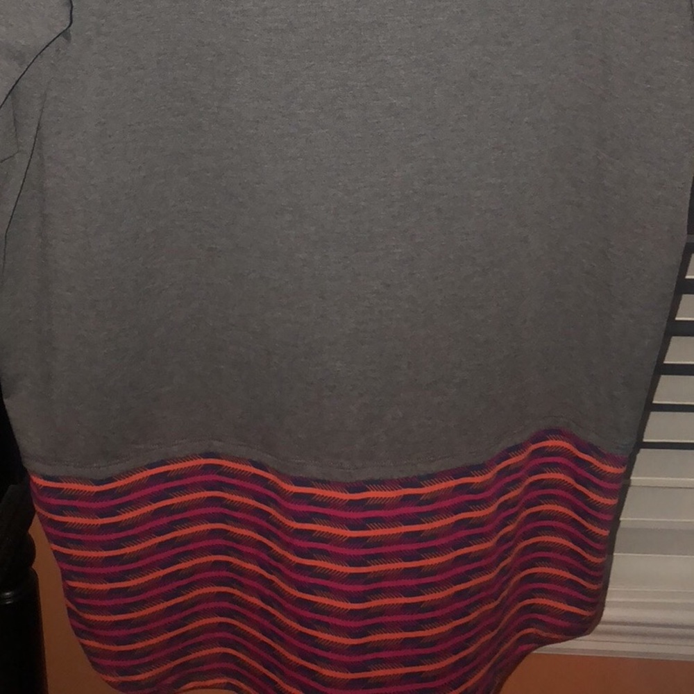LulaRoe Irma Size Small - Picture 2 of 3